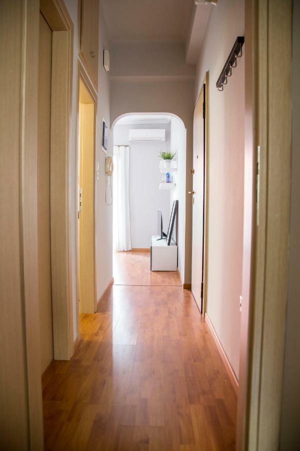 Ferienwohnung Gazi Discrit Next To Subway Athen Exterior foto