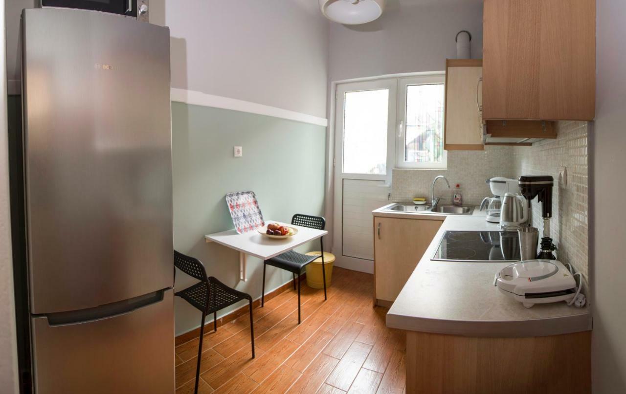 Ferienwohnung Gazi Discrit Next To Subway Athen Exterior foto