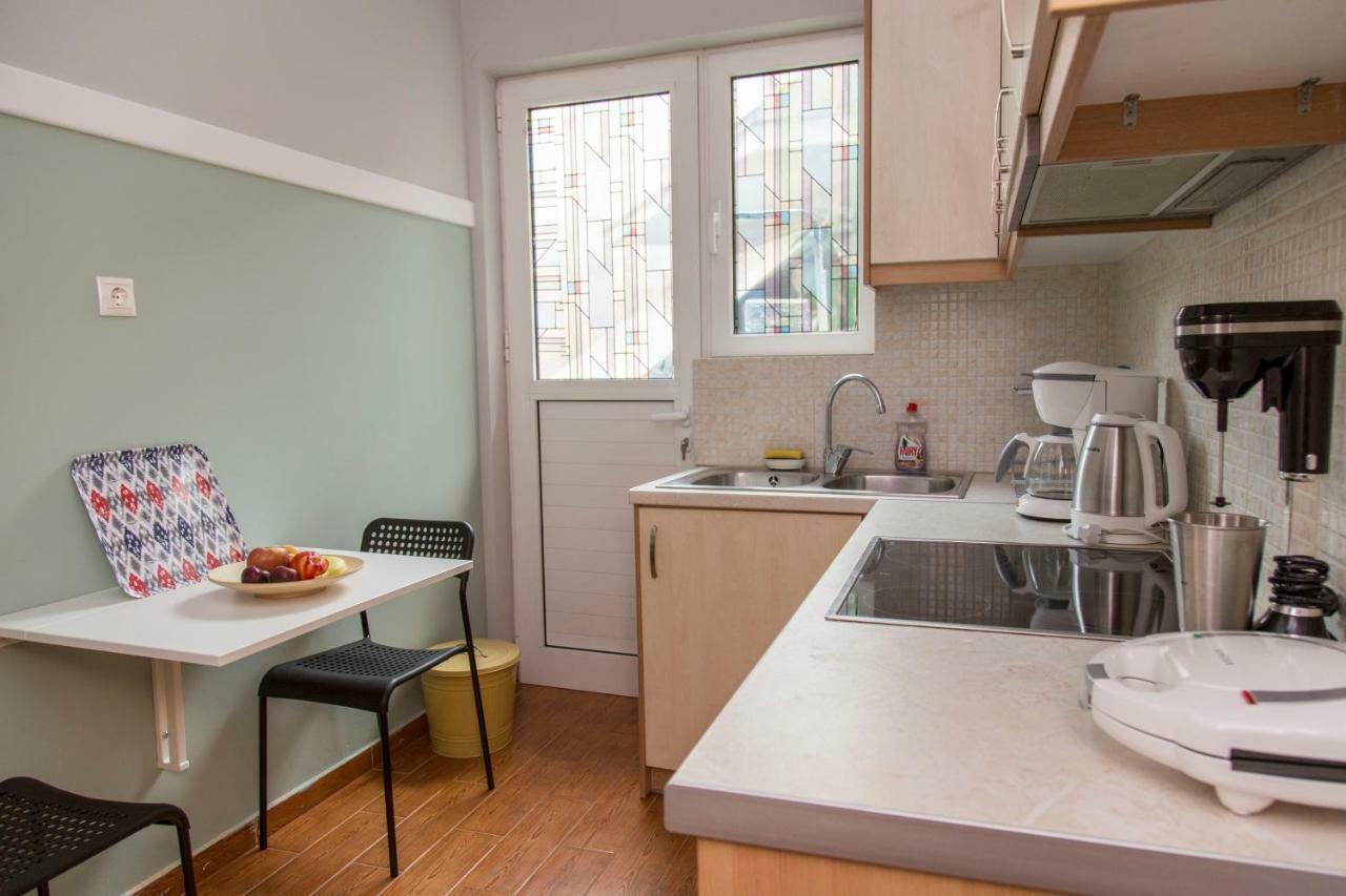Ferienwohnung Gazi Discrit Next To Subway Athen Exterior foto